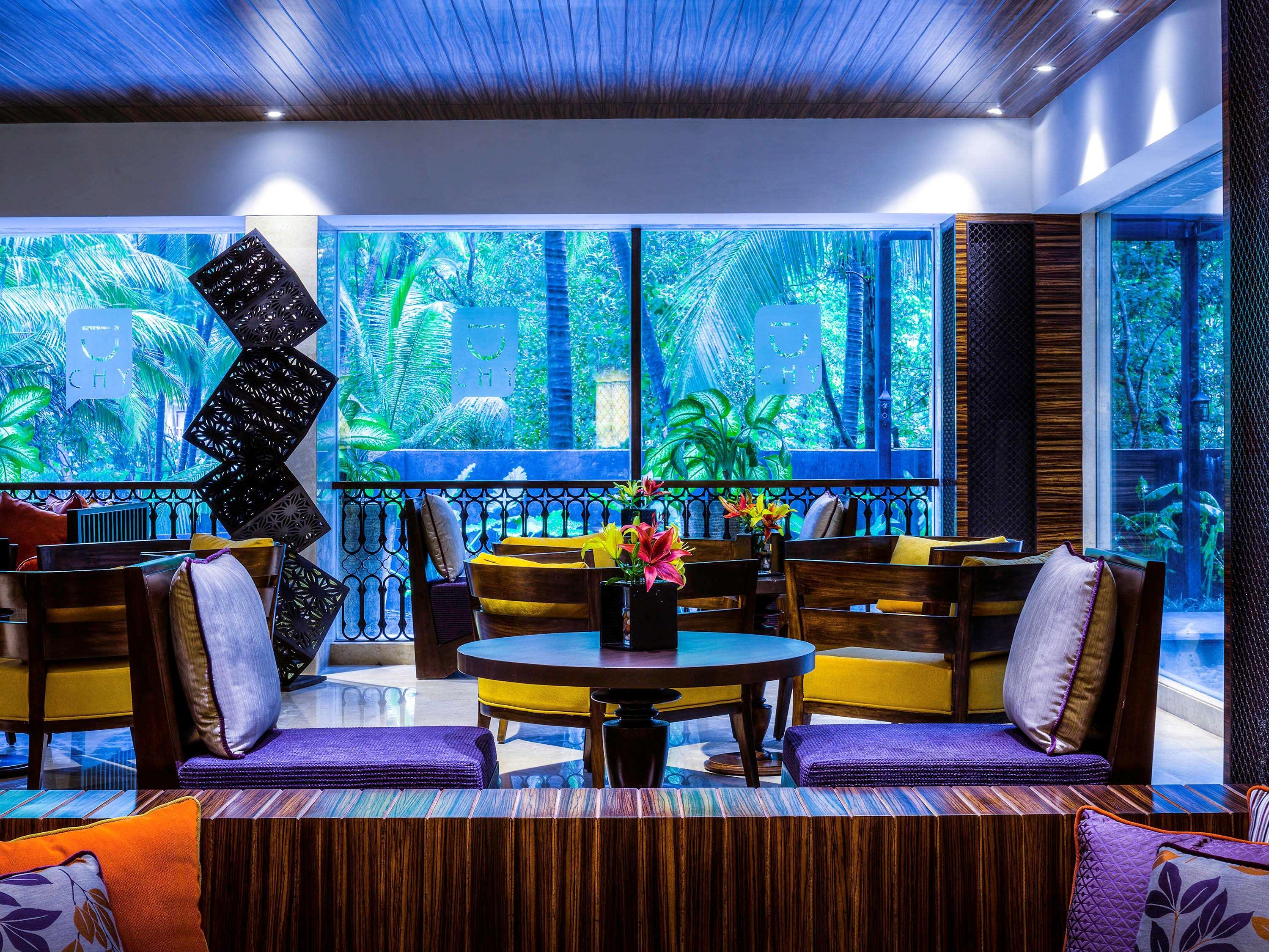 Novotel Goa Resort & Spa Candolim Exterior foto The lobby of the W Bali